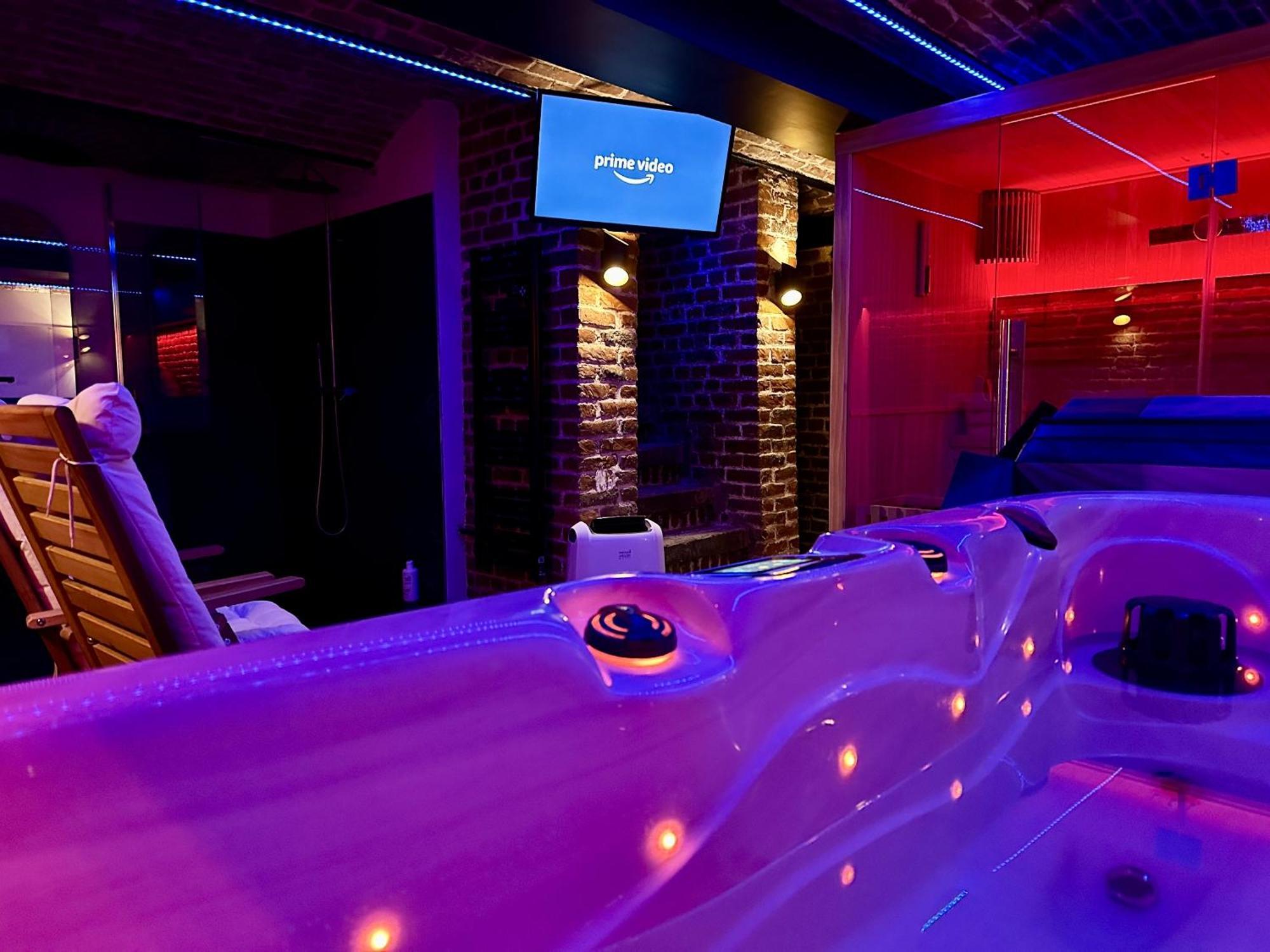 Le Bijou - Appartement, Sauna Et Jacuzzi - Lille Eksteriør bilde