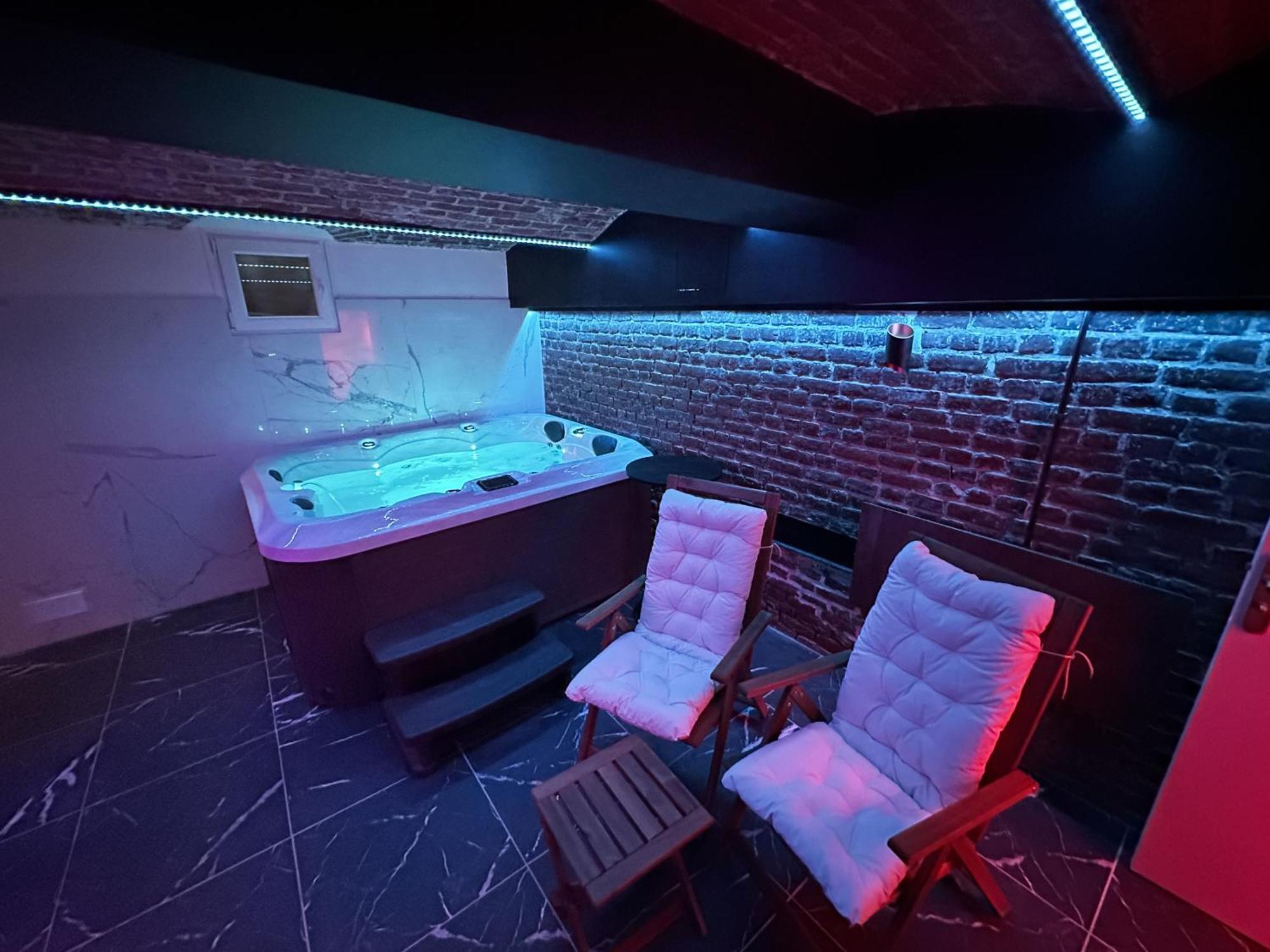 Le Bijou - Appartement, Sauna Et Jacuzzi - Lille Eksteriør bilde